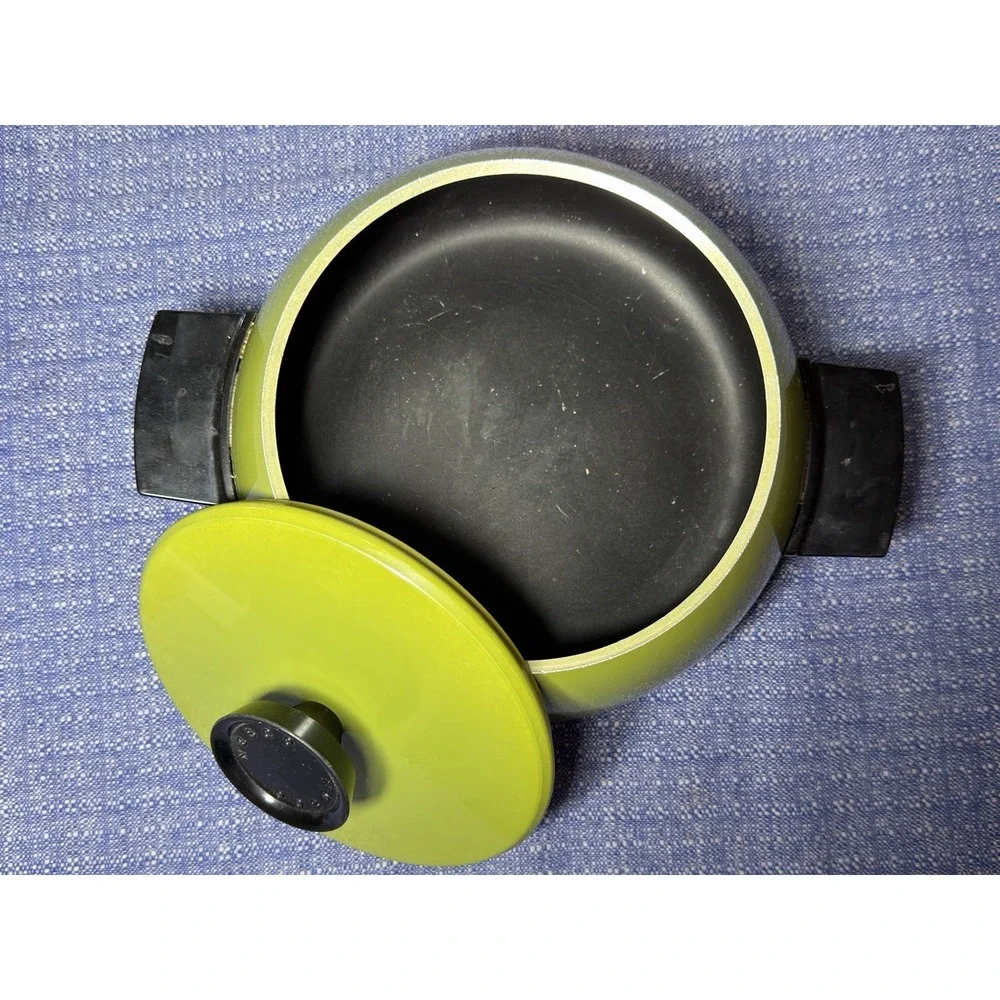 Vintage Nesco‎ Green Electric Fondue Pot w Lid Temperature Control
